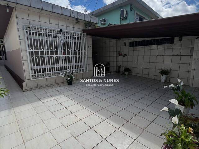 #1701 - Casa para Venda em São Vicente - SP - 2