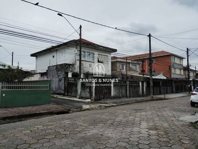 Sobrado para Venda em São Vicente - 2