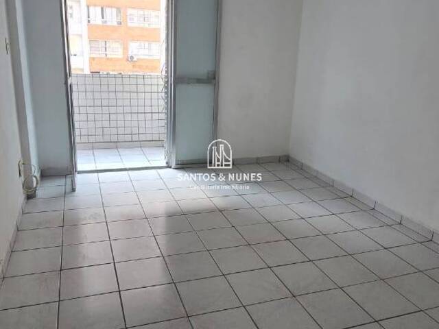 #1770 - Apartamento para Venda em São Vicente - SP - 1