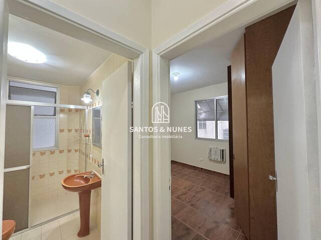 #1813 - Apartamento para Venda em São Vicente - SP - 1