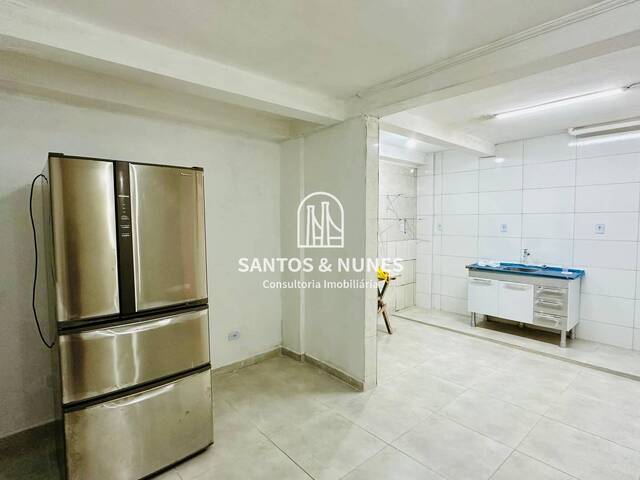 Kitnet para Locação em São Vicente - 2