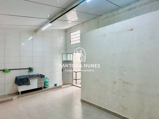 Kitnet para Locação em São Vicente - 2