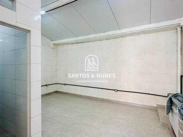 Kitnet para Locação em São Vicente - 3