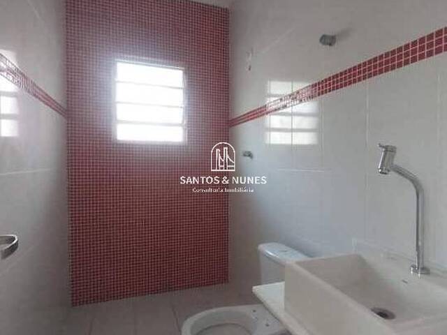 Casa para Venda em São Vicente - 4